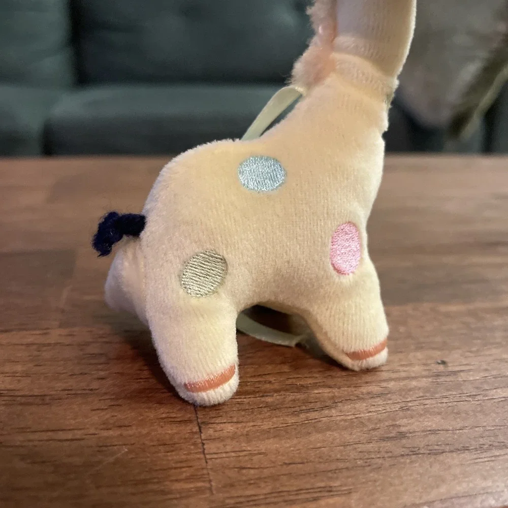 Carters Just One‎ Year Yellow Giraffe Plush Baby Lovey Crib Toy Mini 4.5